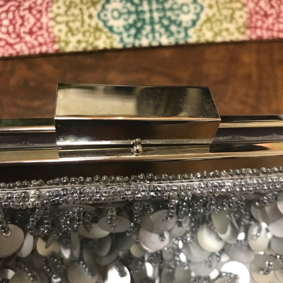 Silver Clutch; (New York & Co.) Great condition! - Picture 4 of 5